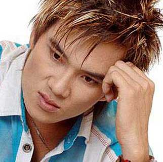 Anh Vẫn Mãi Chờ Em