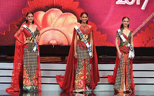 hoa-hau-indonesia-bi-trao-nham-ngoi-a-hau-2