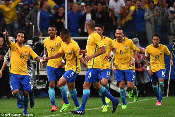 Brazil giành vé World Cup 2018: Chúa Trời đã tặng Tite cho Selecao!