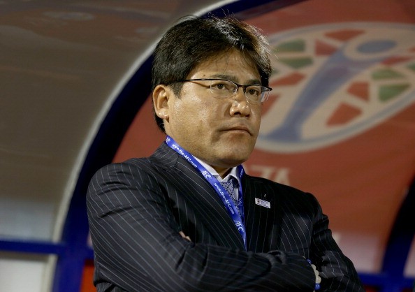 10 HLV danh tiếng có thể thay Kiatisak dẫn ĐT Thái Lan