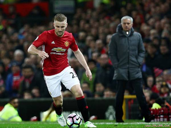 Sao MU đáp trả Mourinho, thề chiến đấu đến cùng