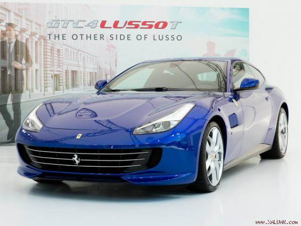 Ferrari GTC4Lusso T: Siêu xe cho người trẻ tuổi