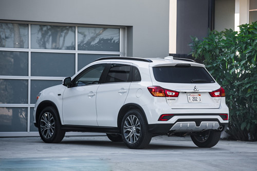 Mitsubishi nâng cấp Outlander Sport, cạnh tranh Mazda CX-5