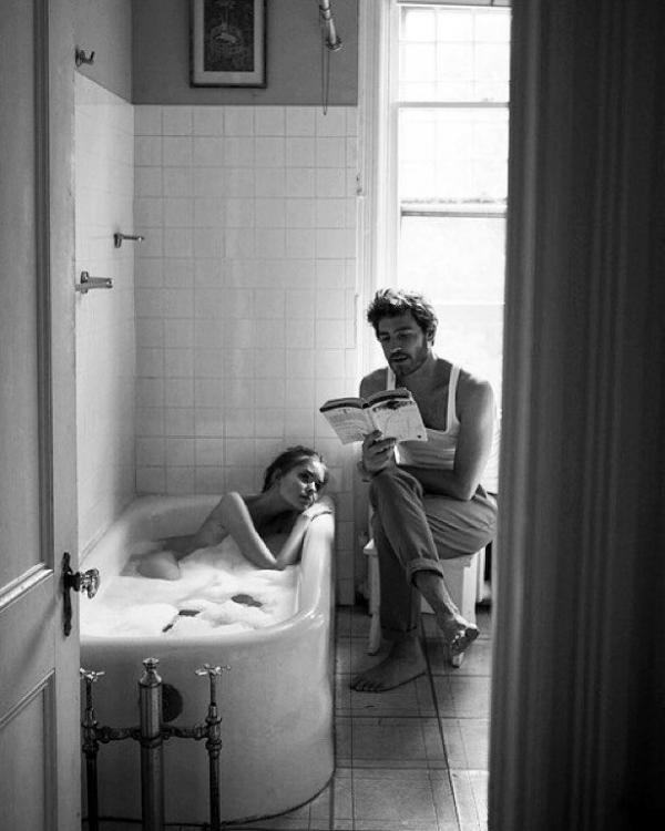 Điều đúng đắn nhất để làm cho người mình yêu là rời xa họ, dù cho có đau đớn thế nào