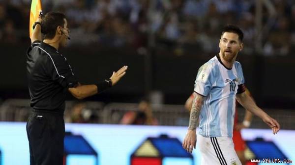 Messi: ‘Tôi không sỉ nhục trọng tài, chỉ hét vào không khí mà thôi’