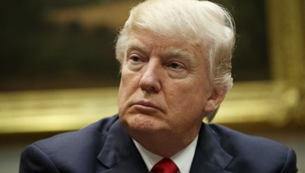 Tổng thống Mỹ Trump để ngỏ khả năng tấn công quân sự Syria