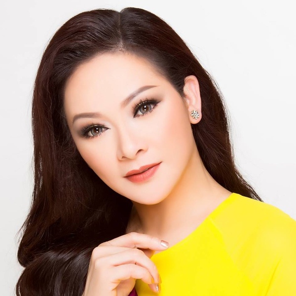 Mùa Xuân Đầu Tiên